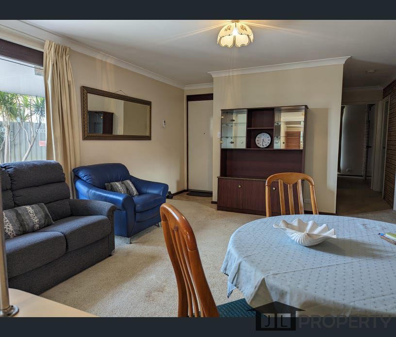 12 Dora Street, Queens Park, WA 6107