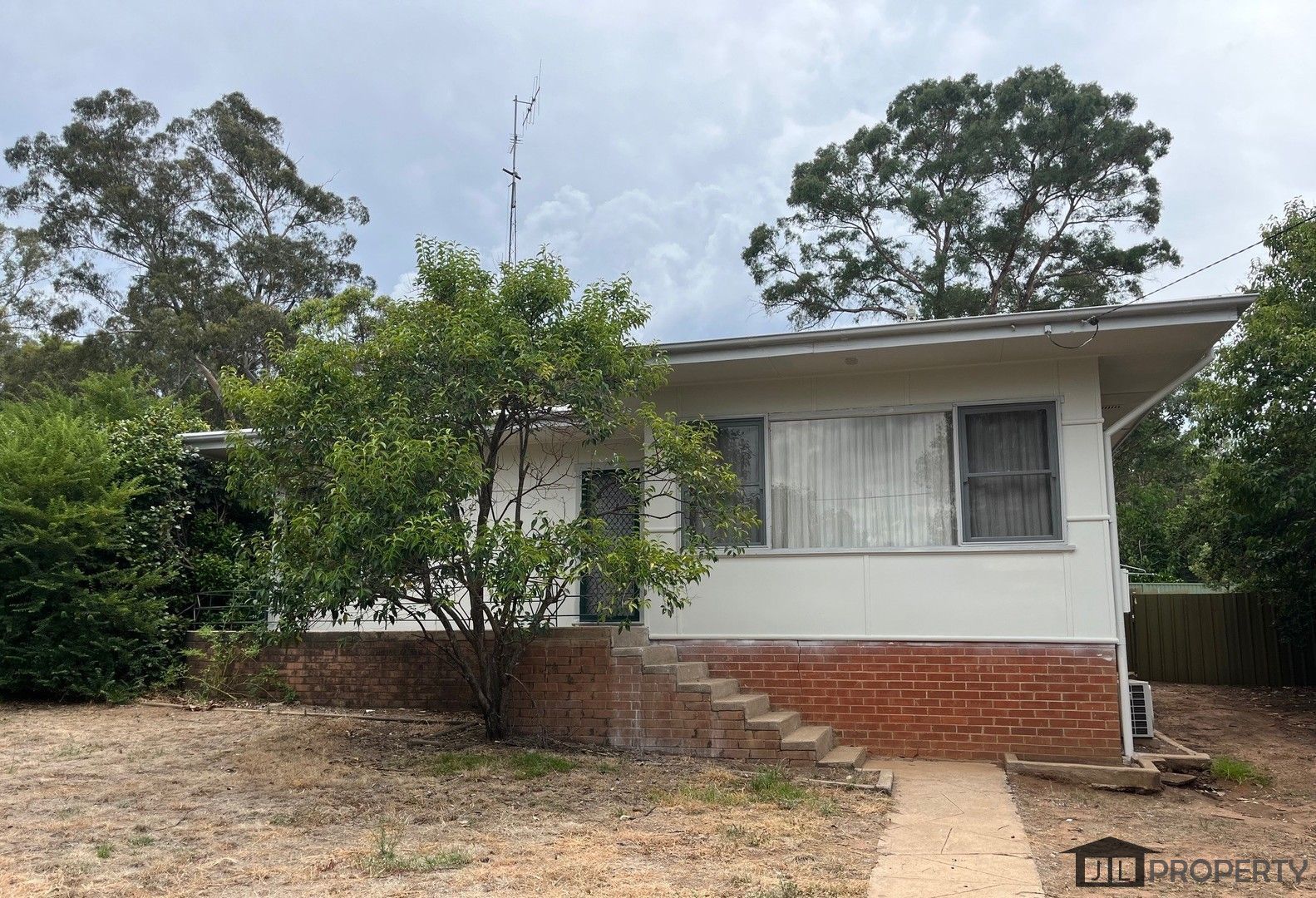 8 Jubilee Street, Coonabarabran NSW 2357