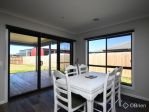 thumbnail-32-houghton-crescent-eagle-point-vic-3878-7